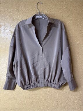 Mustard Seed Relaxed Button-Front Blouse in Taupe